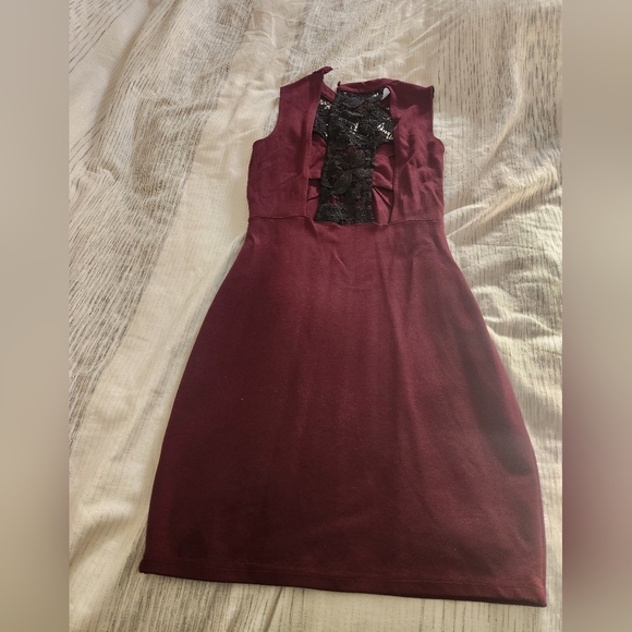 Robe Karv - Picture 4 of 5